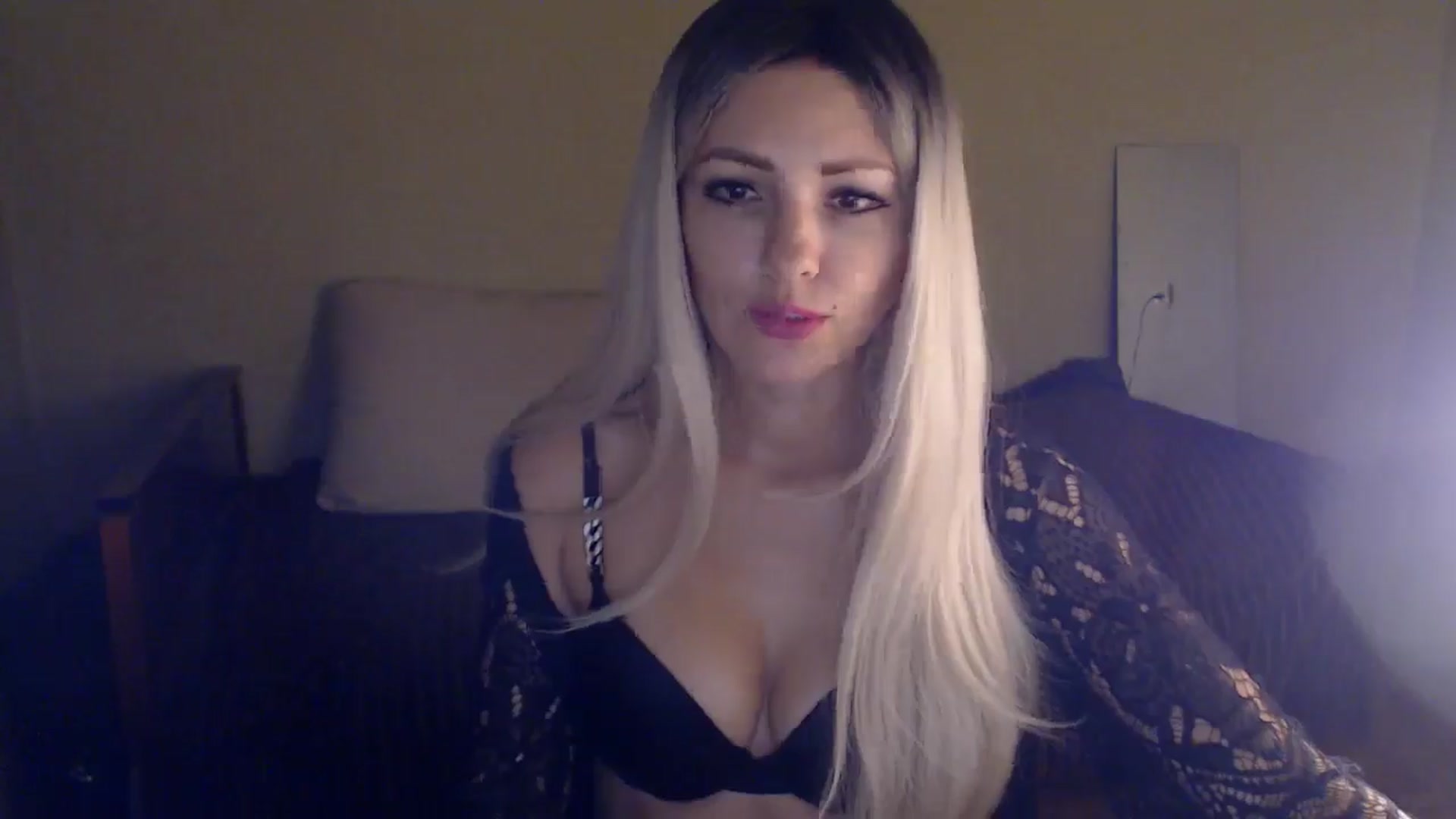 Gallery image thumbnail from Sabine8's myfreecams stream on, 11/27/2024, 15:10 image 7 of 20