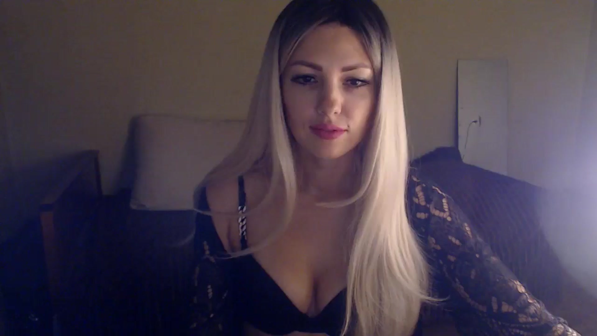 Gallery image thumbnail from Sabine8's myfreecams stream on, 11/27/2024, 15:10 image 8 of 20