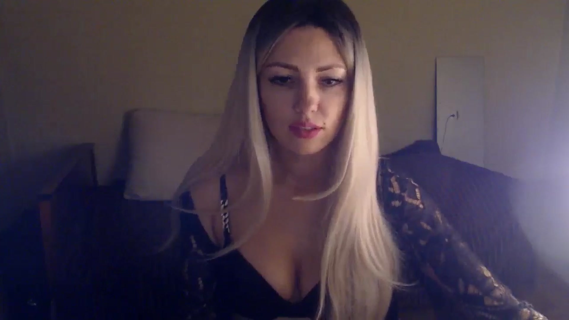 Gallery image thumbnail from Sabine8's myfreecams stream on, 11/27/2024, 15:10 image 9 of 20