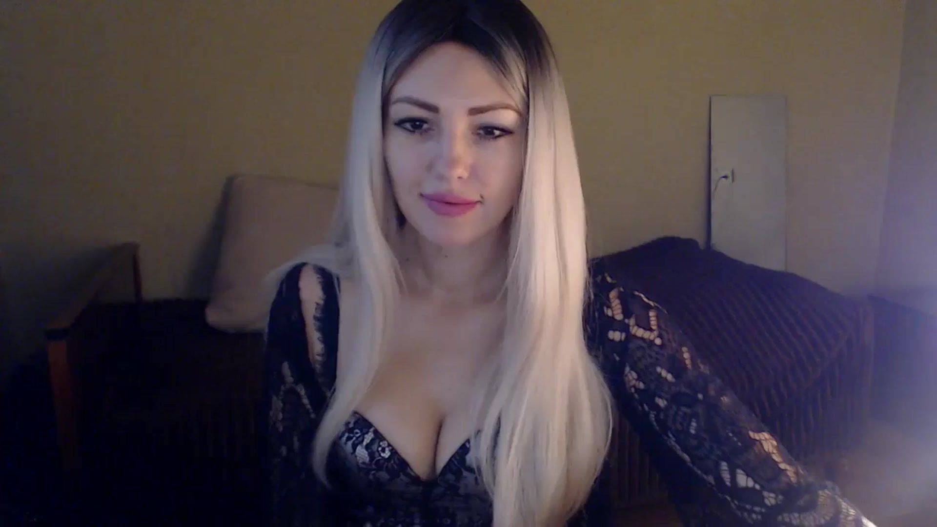 Gallery image thumbnail from Sabine8's myfreecams stream on, 12/03/2024, 09:23 image 14 of 20