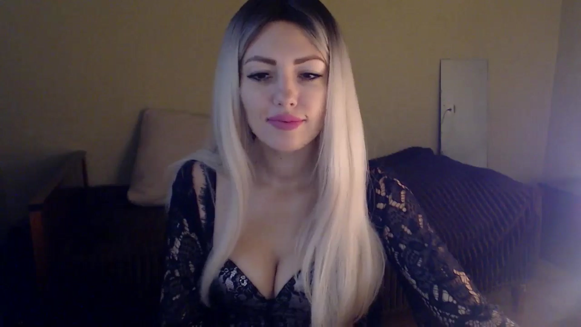 Gallery image thumbnail from Sabine8's myfreecams stream on, 12/03/2024, 09:23 image 12 of 20
