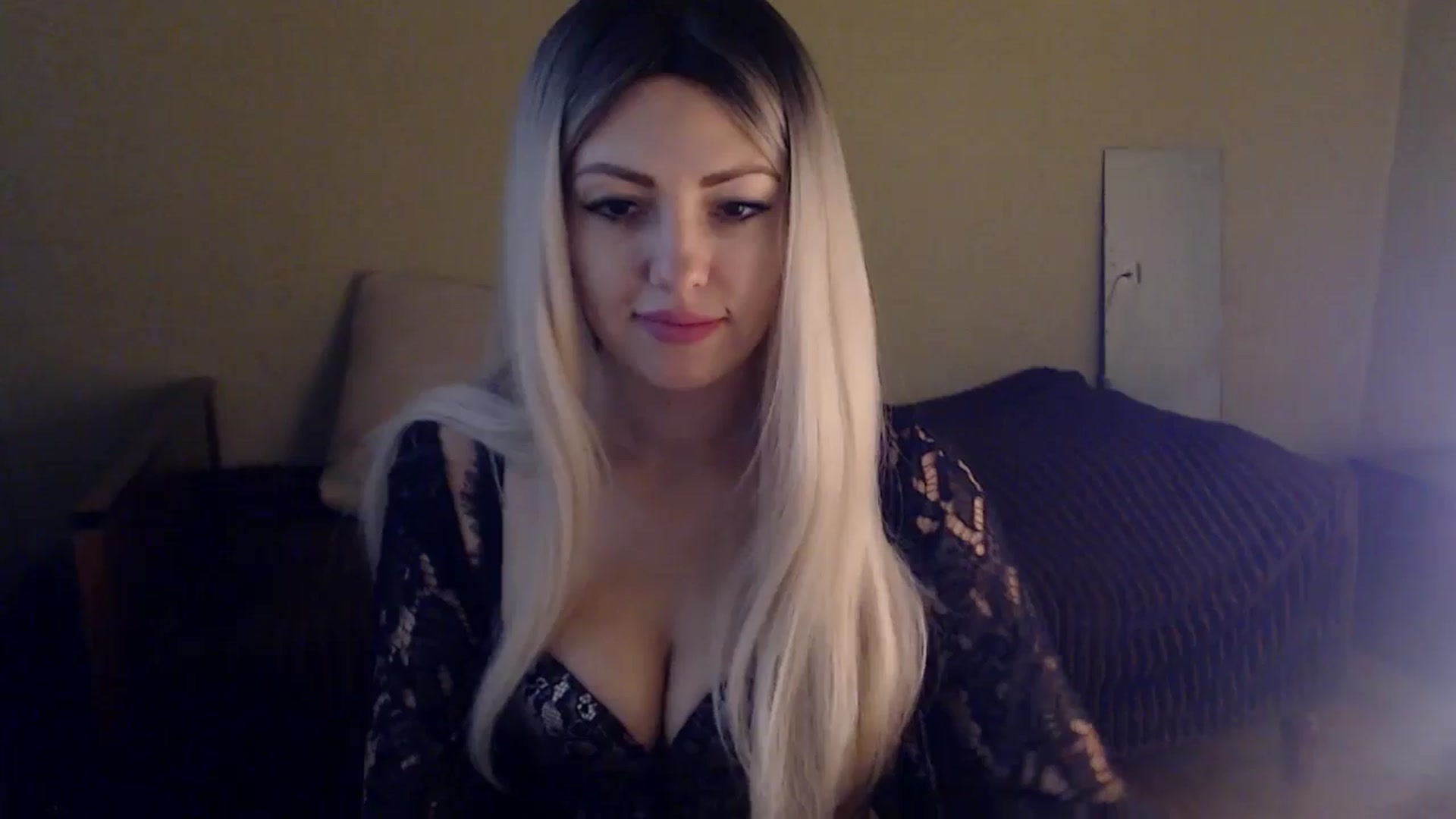 Gallery image thumbnail from Sabine8's myfreecams stream on, 12/03/2024, 09:23 image 18 of 20