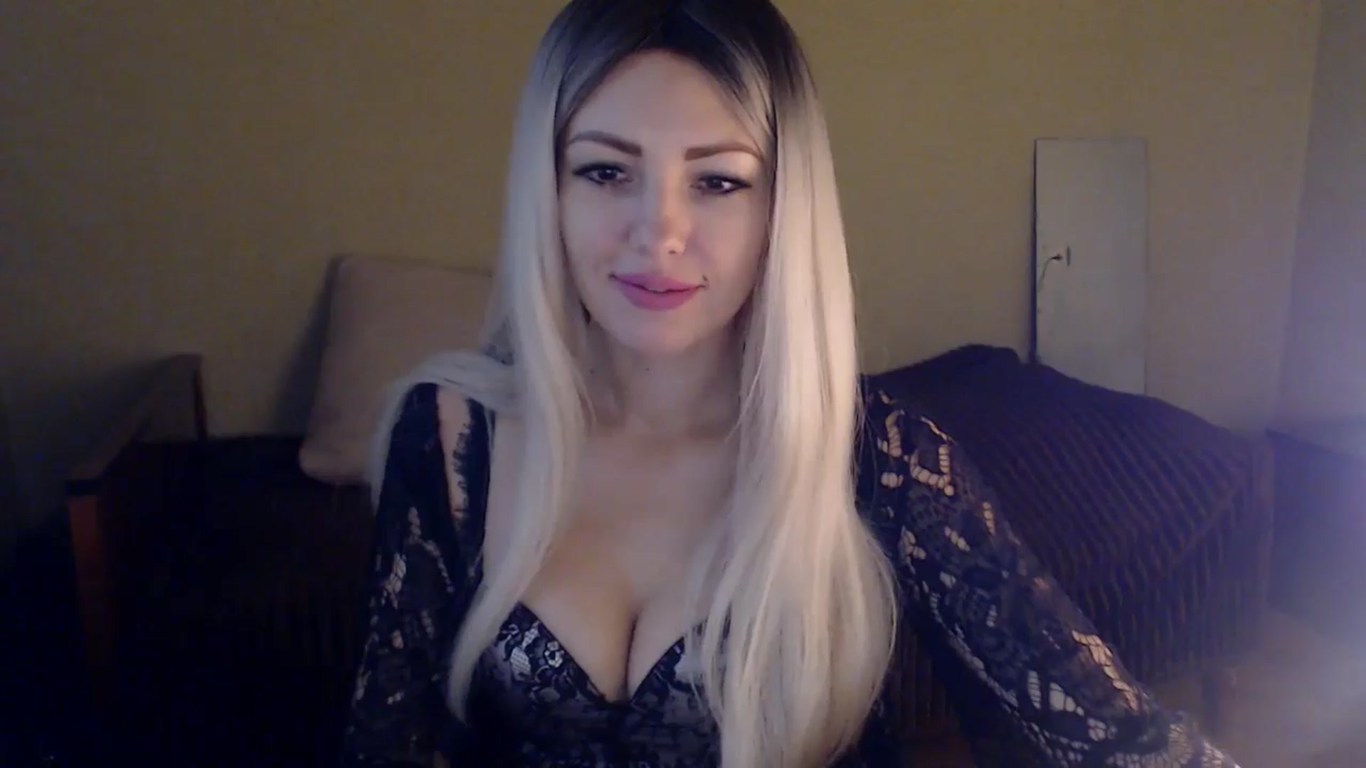 Gallery image thumbnail from Sabine8's myfreecams stream on, 12/03/2024, 09:23 image 16 of 20