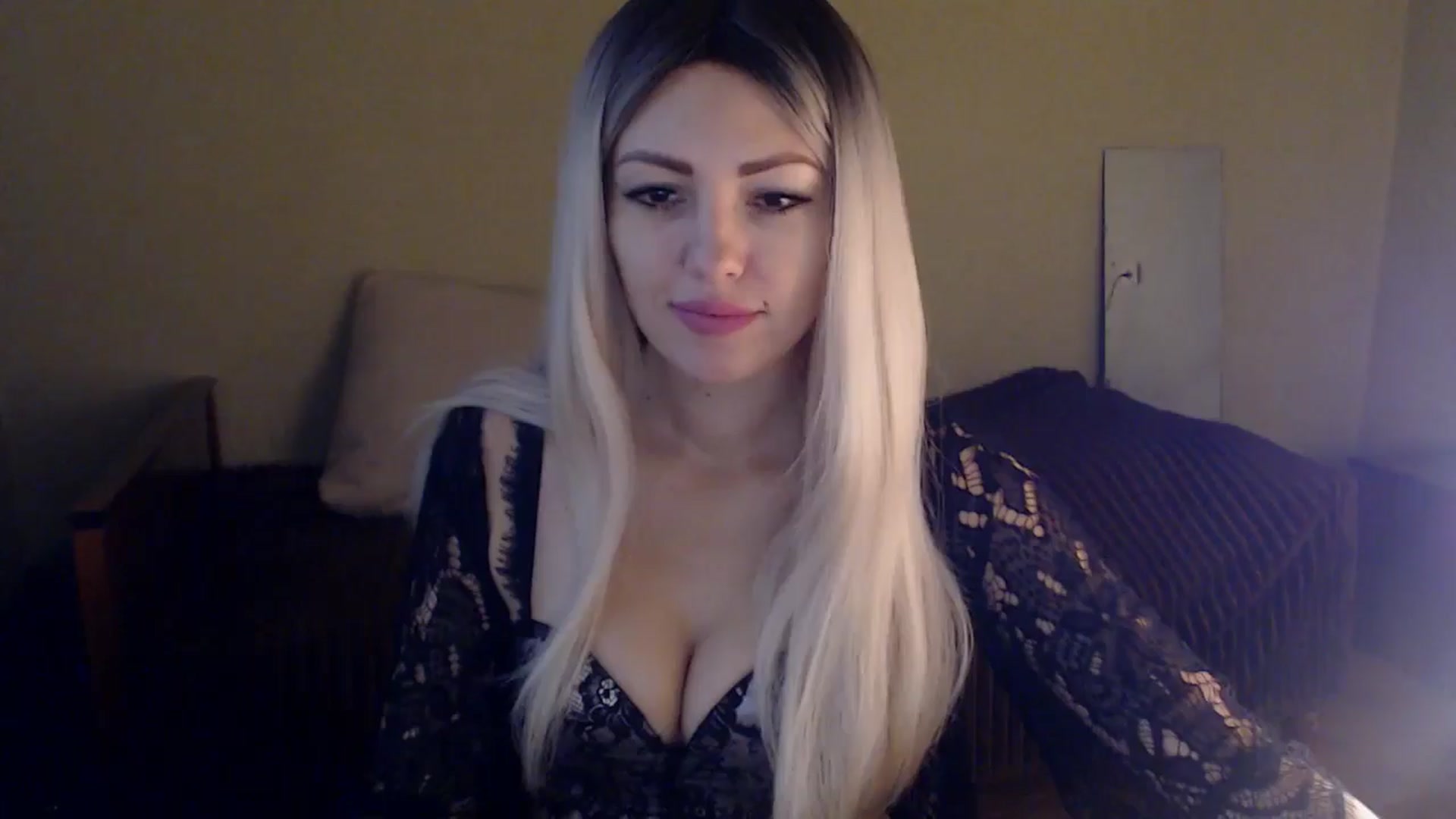 Gallery image thumbnail from Sabine8's myfreecams stream on, 12/03/2024, 09:23 image 5 of 20