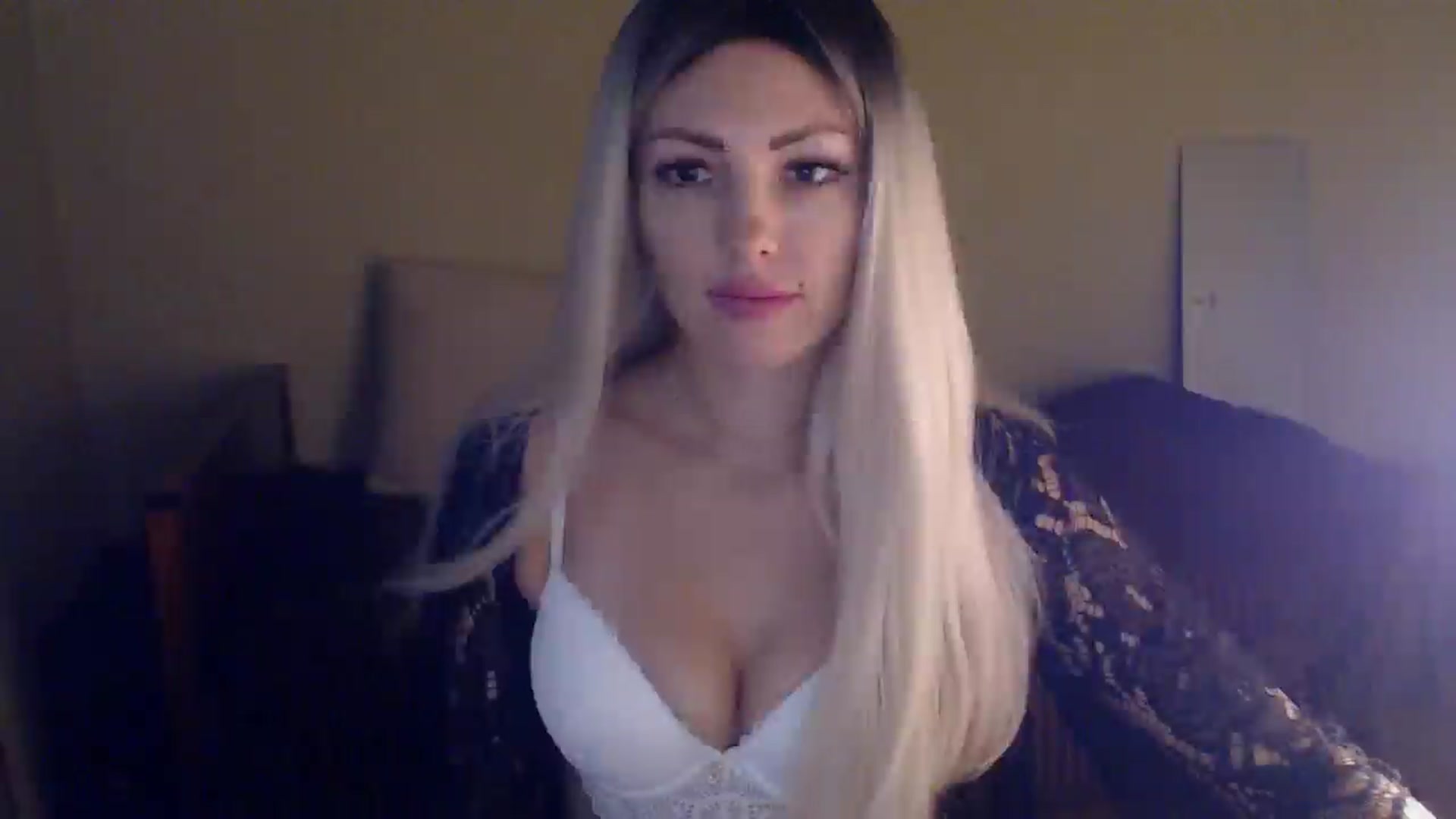 Gallery image thumbnail from Sabine8's myfreecams stream on, 12/07/2024, 13:31 image 14 of 20