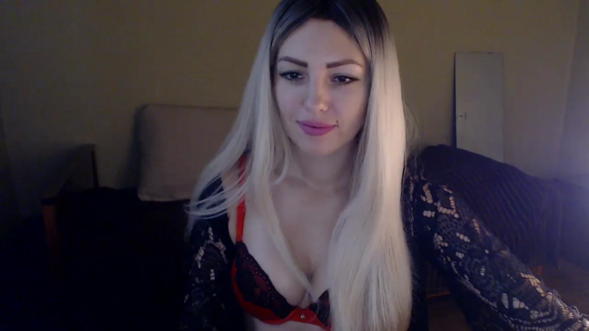 Gallery image thumbnail from Sabine8's myfreecams stream on, 12/10/2024, 10:55 image 15 of 20