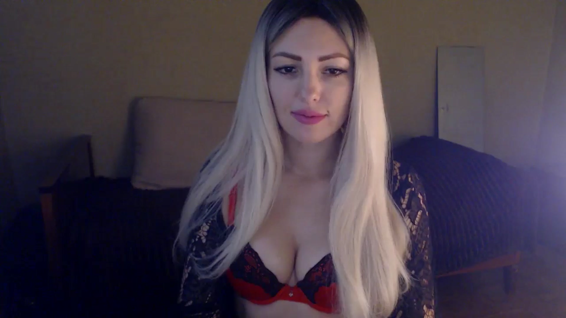 Gallery image thumbnail from Sabine8's myfreecams stream on, 12/10/2024, 12:28 image 2 of 20