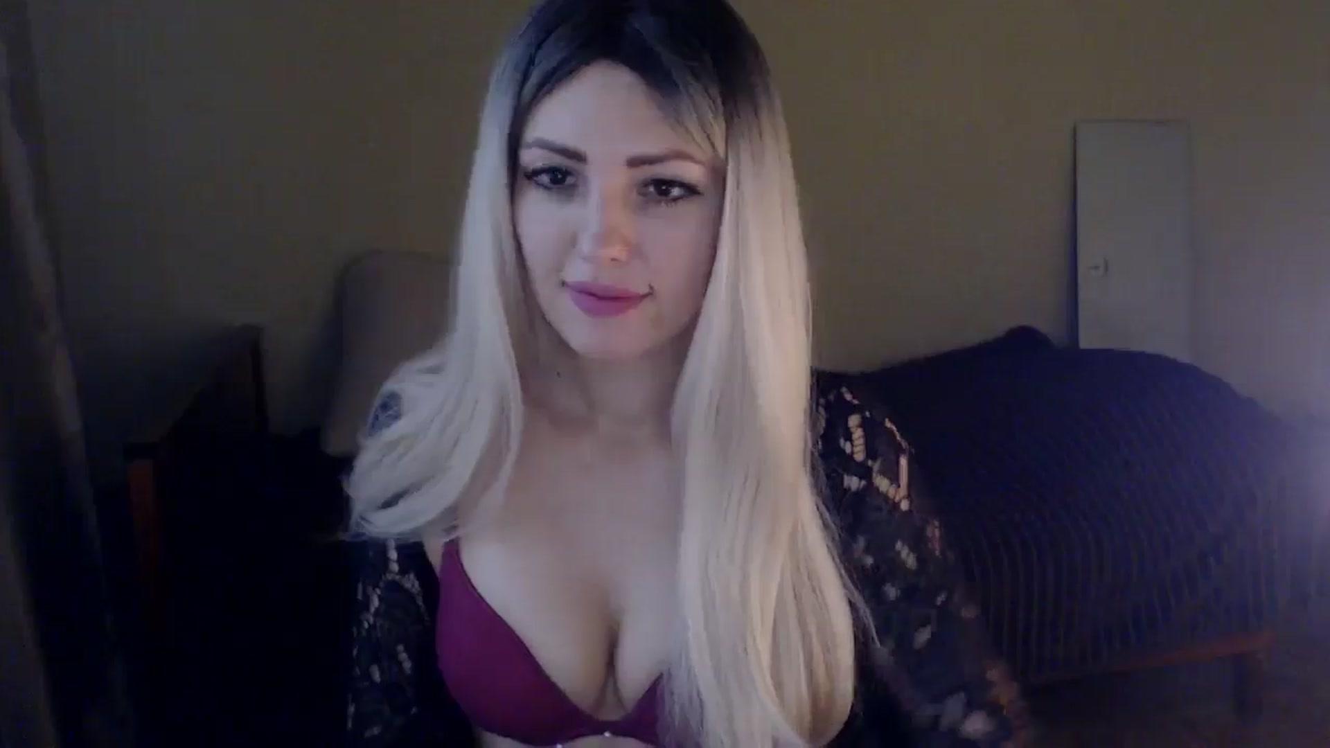 Gallery image thumbnail from Sabine8's myfreecams stream on, 12/12/2024, 11:19 image 7 of 20