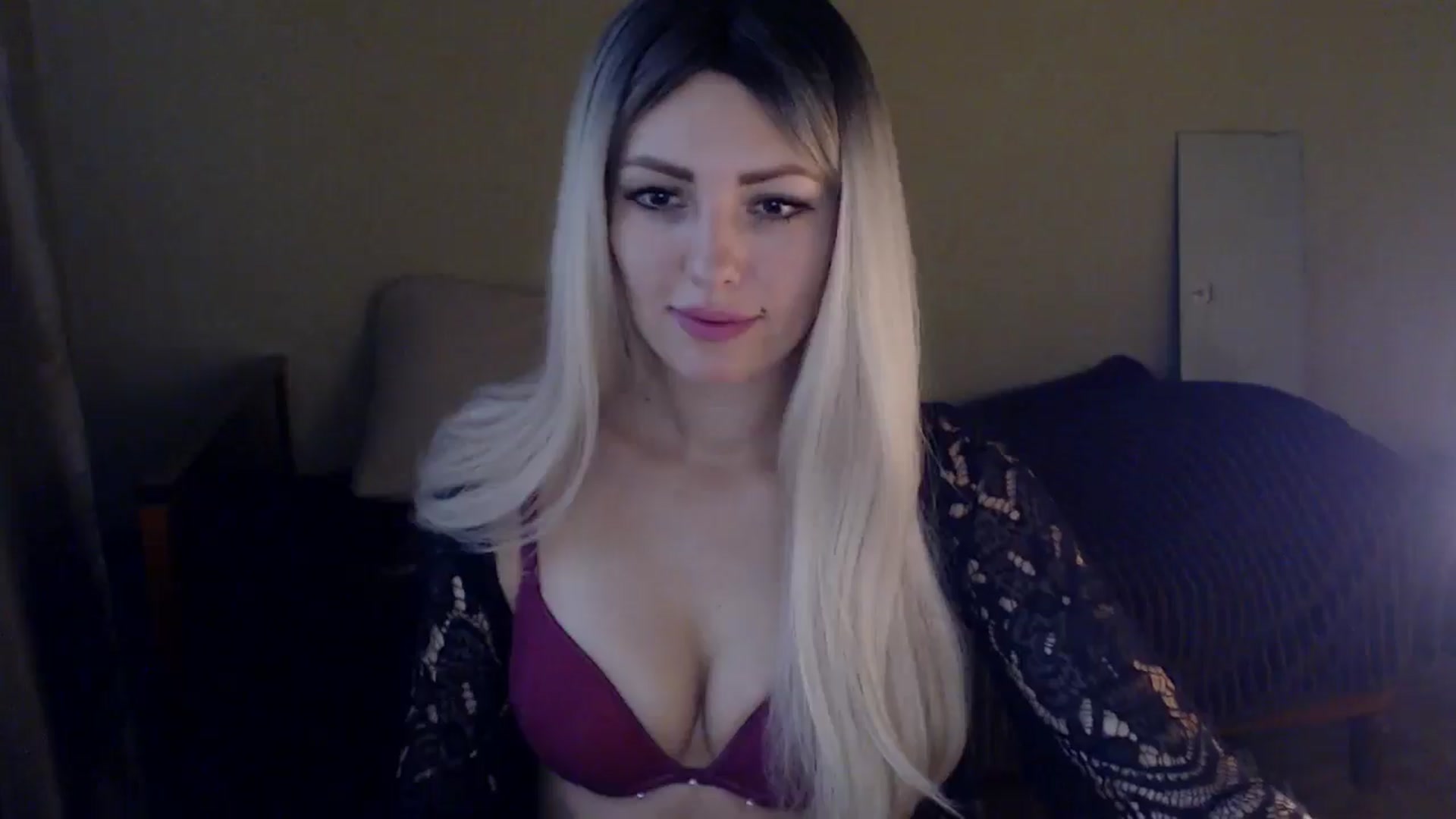 Gallery image thumbnail from Sabine8's myfreecams stream on, 12/12/2024, 11:19 image 5 of 20
