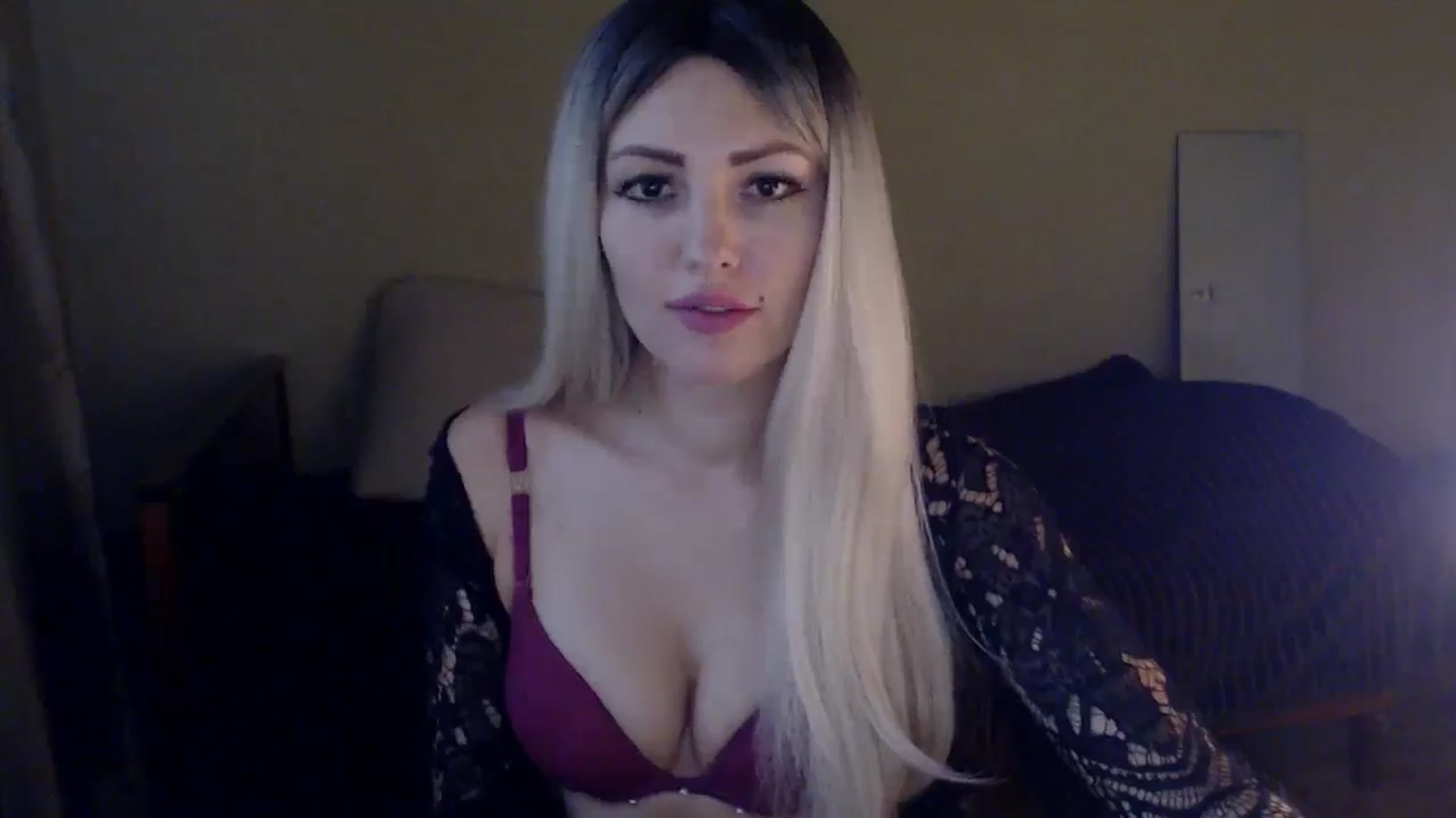 Gallery image thumbnail from Sabine8's myfreecams stream on, 12/12/2024, 11:19 image 14 of 20