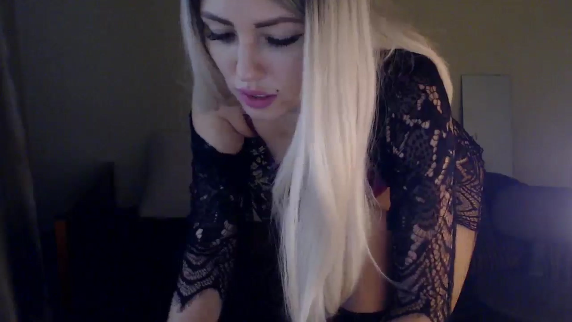 Gallery image thumbnail from Sabine8's myfreecams stream on, 12/12/2024, 11:19 image 16 of 20