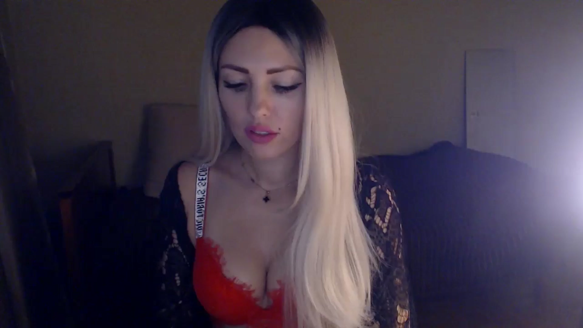Gallery image thumbnail from Sabine8's myfreecams stream on, 12/14/2024, 13:52 image 14 of 20