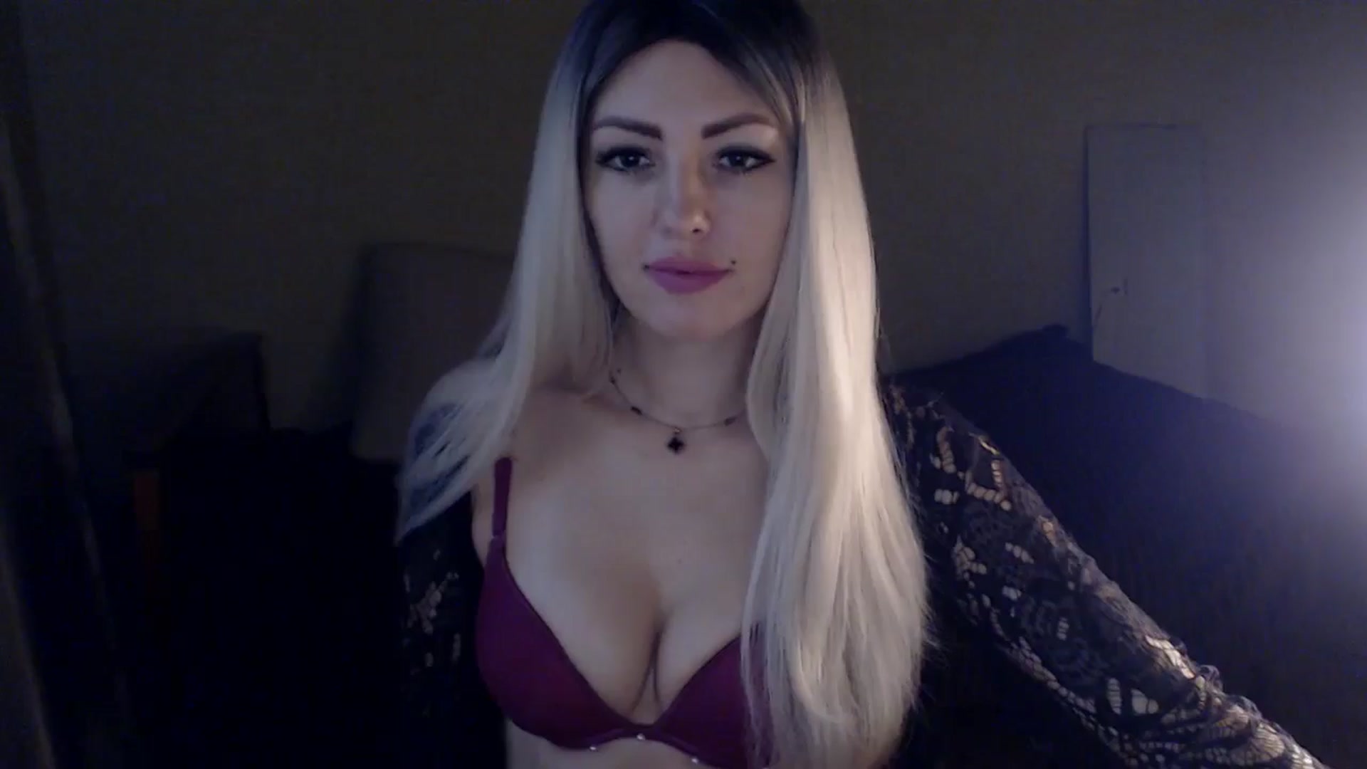 Gallery image thumbnail from Sabine8's myfreecams stream on, 12/20/2024, 13:52 image 1 of 20