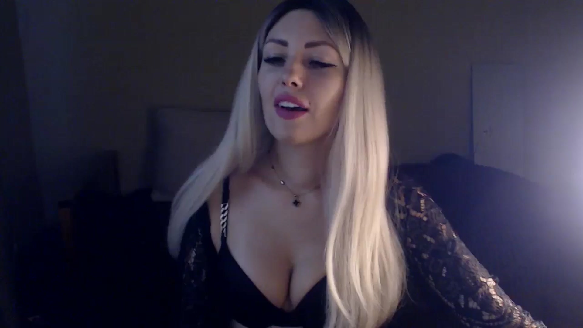 Gallery image thumbnail from Sabine8's myfreecams stream on, 12/26/2024, 11:16 image 9 of 20