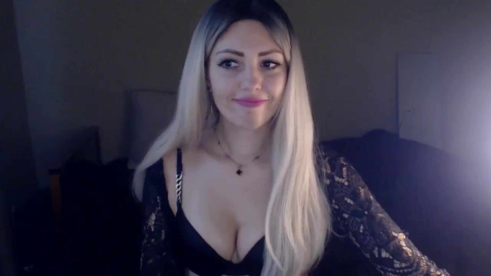 Gallery image thumbnail from Sabine8's myfreecams stream on, 12/26/2024, 11:16 image 5 of 20