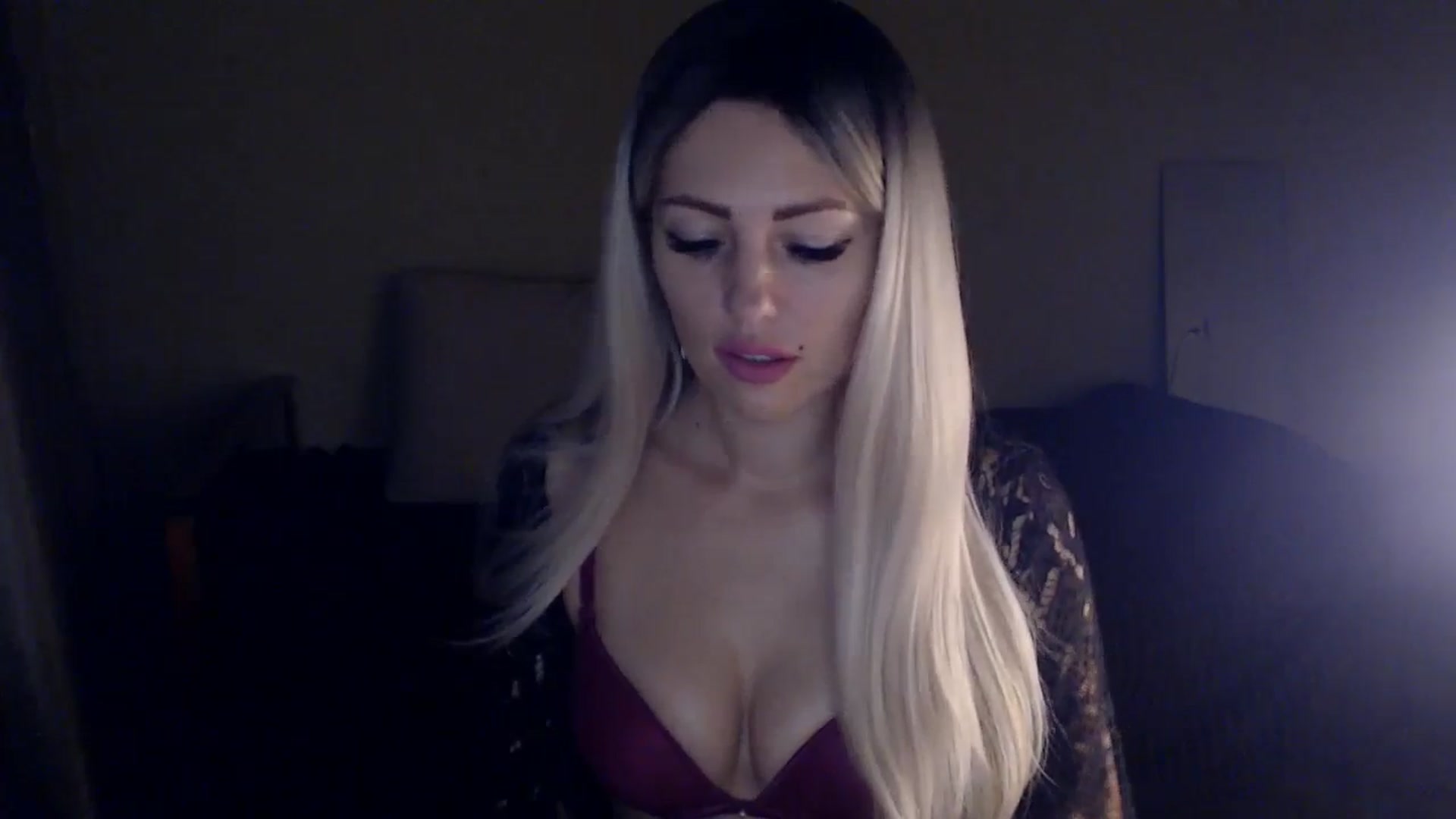 Gallery image thumbnail from Sabine8's myfreecams stream on, 12/27/2024, 14:03 image 8 of 20