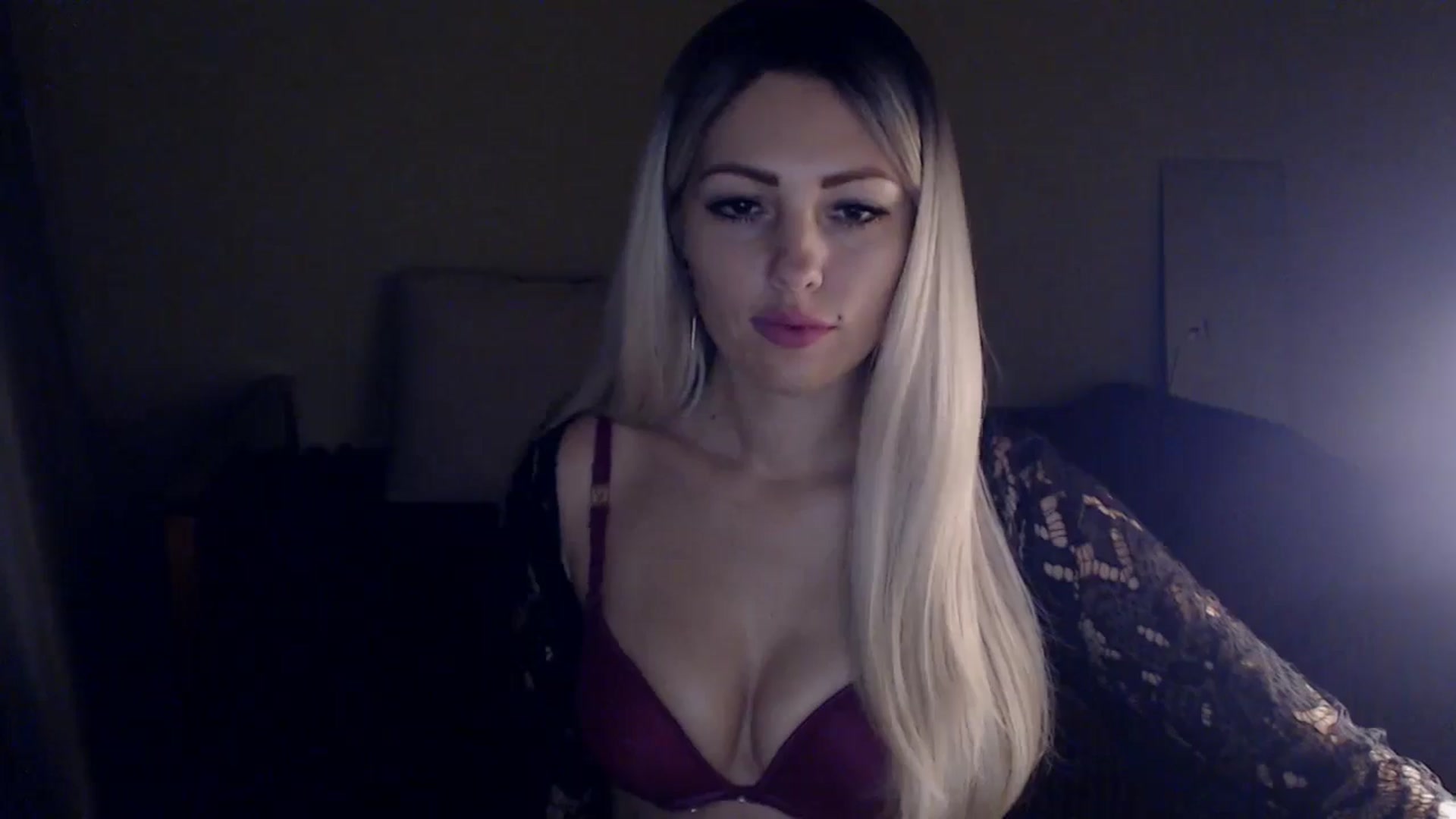 Gallery image thumbnail from Sabine8's myfreecams stream on, 12/27/2024, 14:03 image 18 of 20