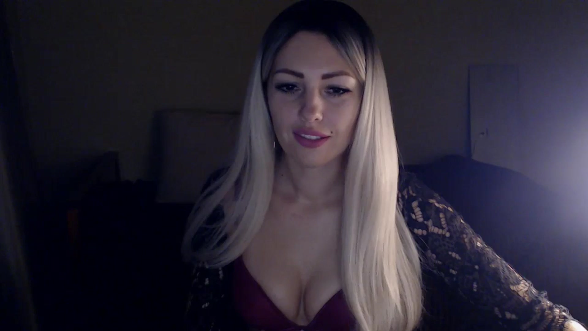 Gallery image thumbnail from Sabine8's myfreecams stream on, 12/27/2024, 14:03 image 4 of 20