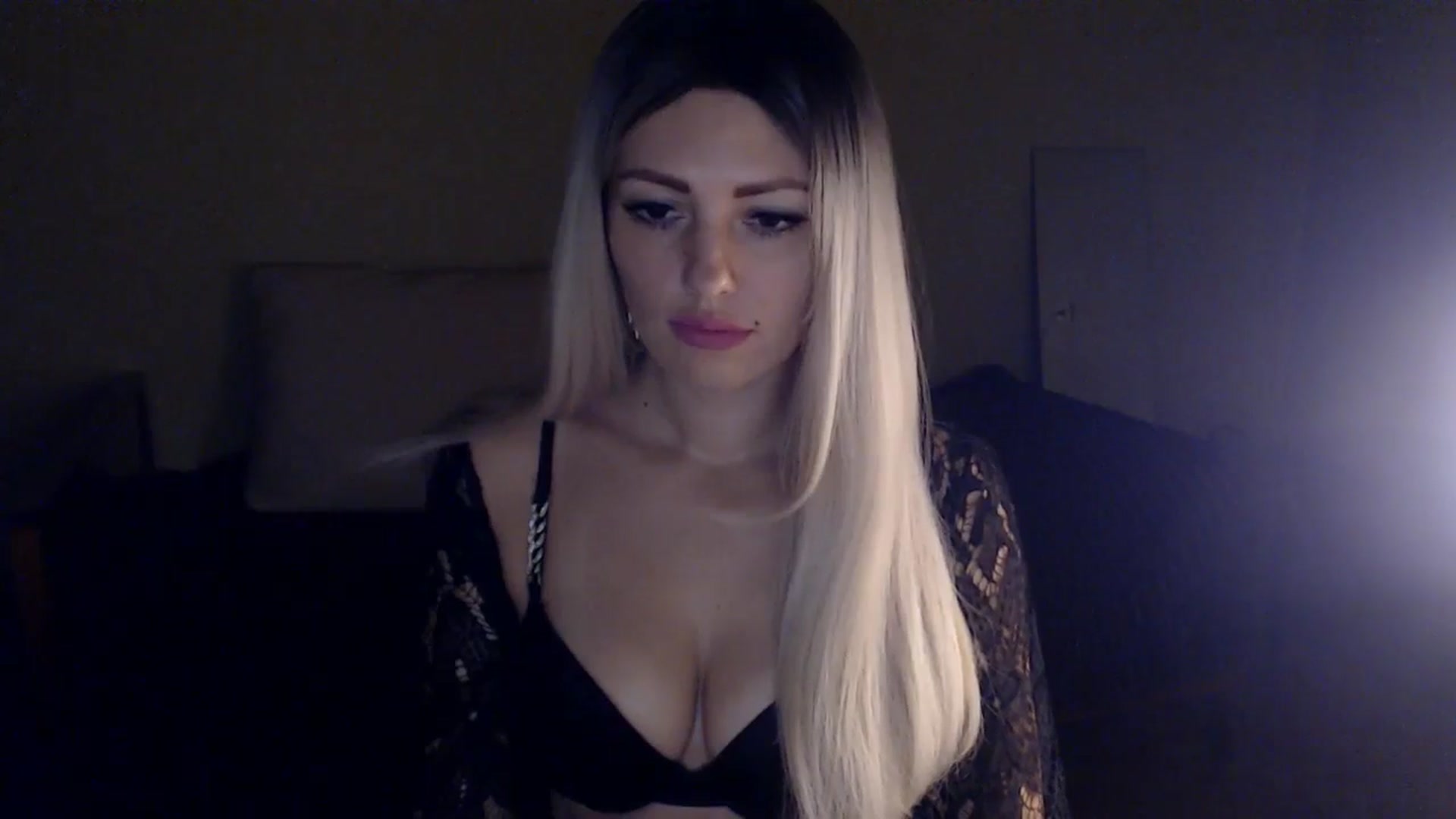 Gallery image thumbnail from Sabine8's myfreecams stream on, 12/28/2024, 14:49 image 2 of 20