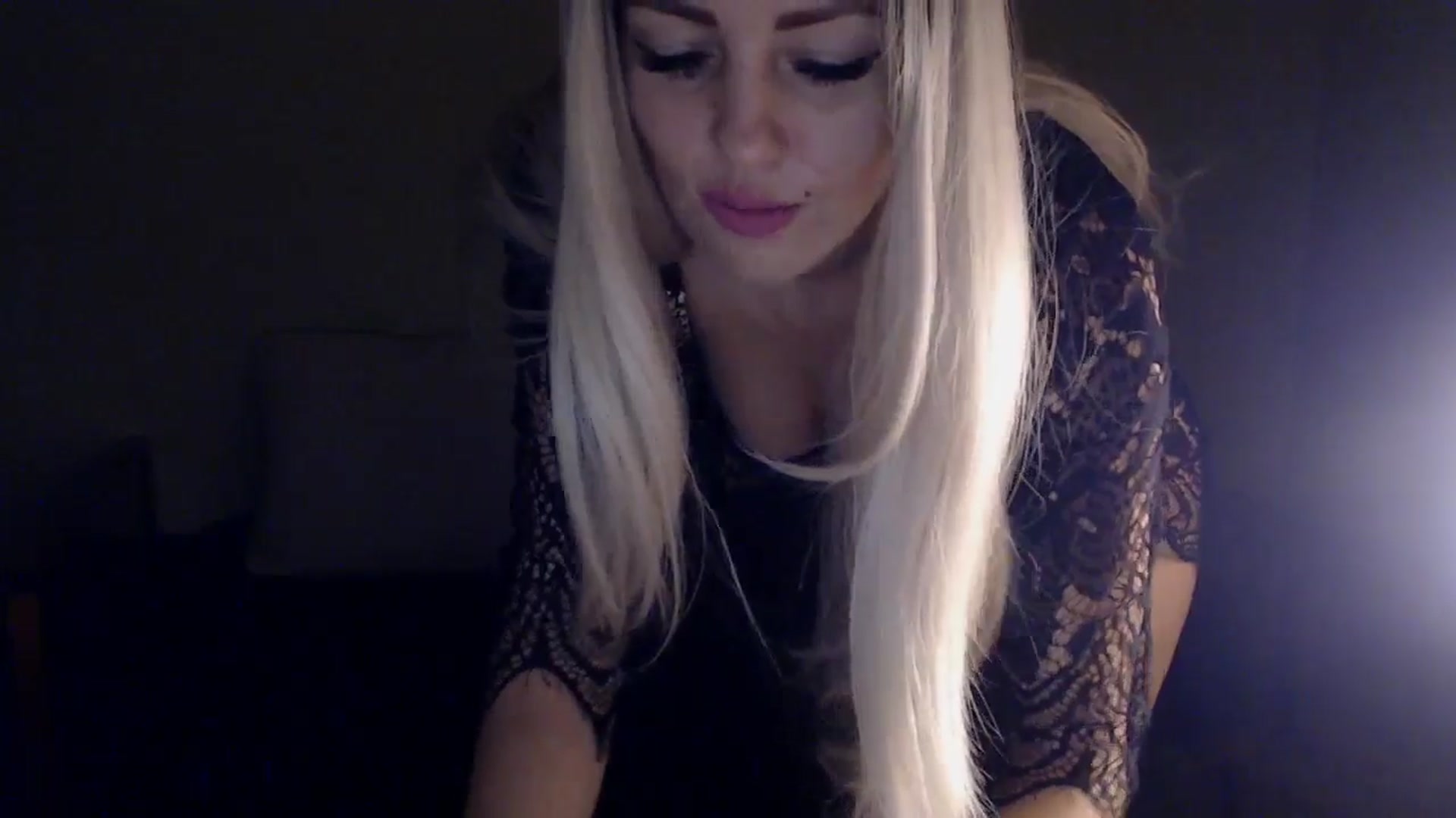 Gallery image thumbnail from Sabine8's myfreecams stream on, 12/28/2024, 14:49 image 7 of 20