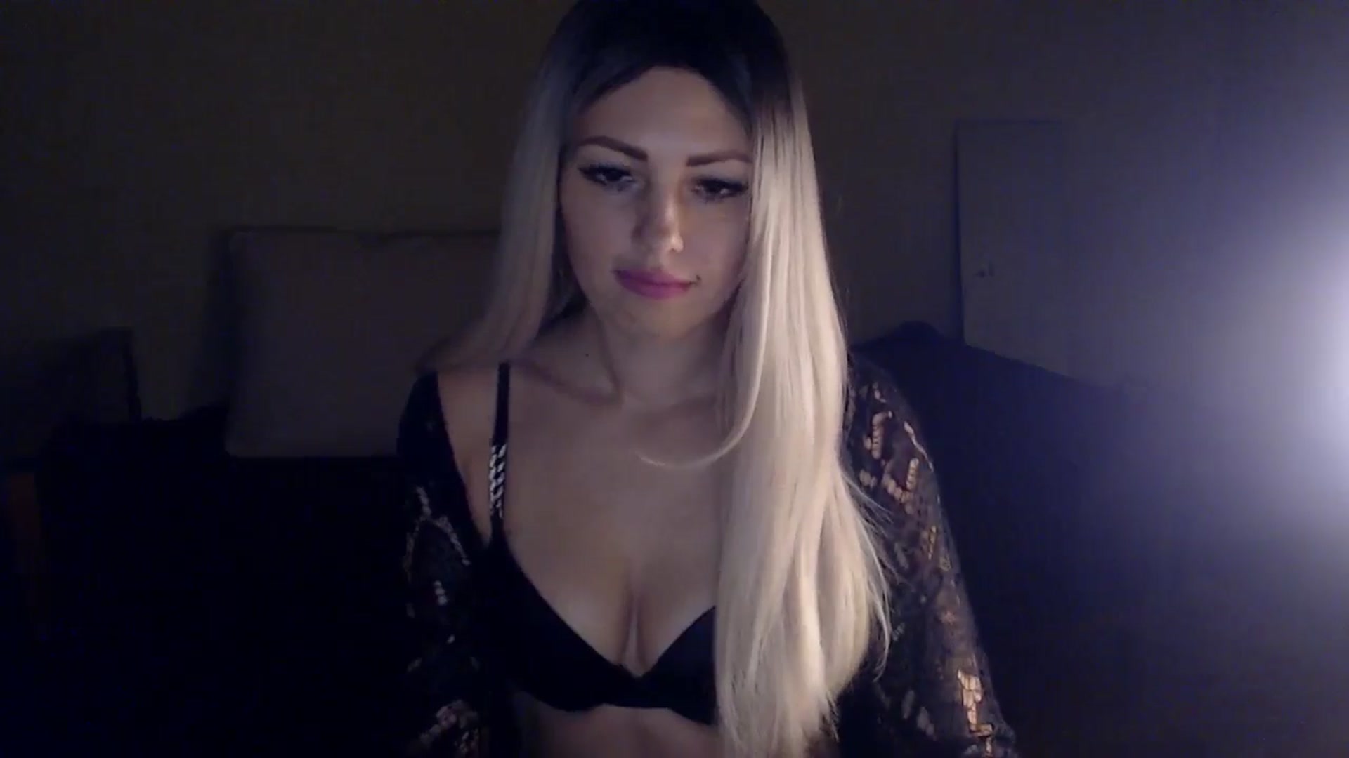 Gallery image thumbnail from Sabine8's myfreecams stream on, 12/28/2024, 14:49 image 14 of 20
