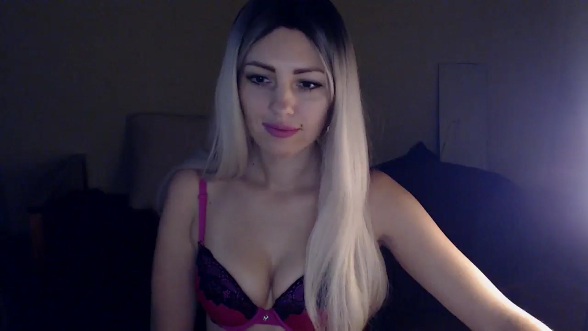 Gallery image thumbnail from Sabine8's myfreecams stream on, 01/04/2025, 13:58 image 3 of 20