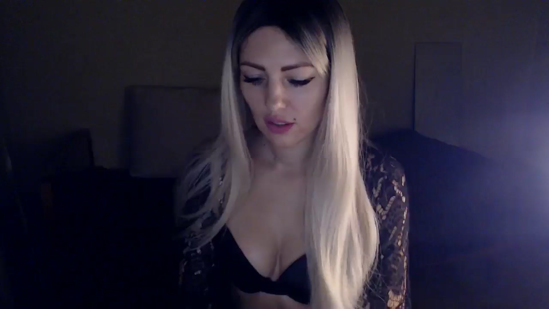 Gallery image thumbnail from Sabine8's myfreecams stream on, 01/07/2025, 15:45 image 7 of 20