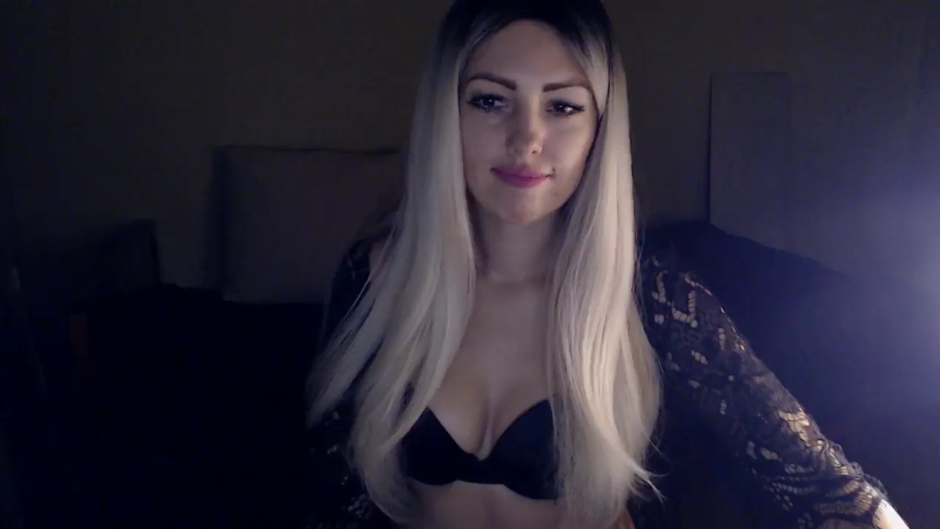 Gallery image thumbnail from Sabine8's myfreecams stream on, 01/07/2025, 15:45 image 11 of 20