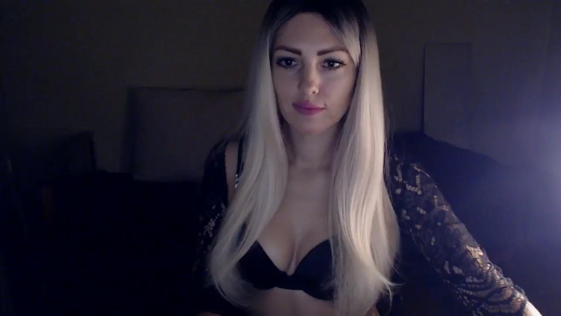 Gallery image thumbnail from Sabine8's myfreecams stream on, 01/07/2025, 15:45 image 9 of 20
