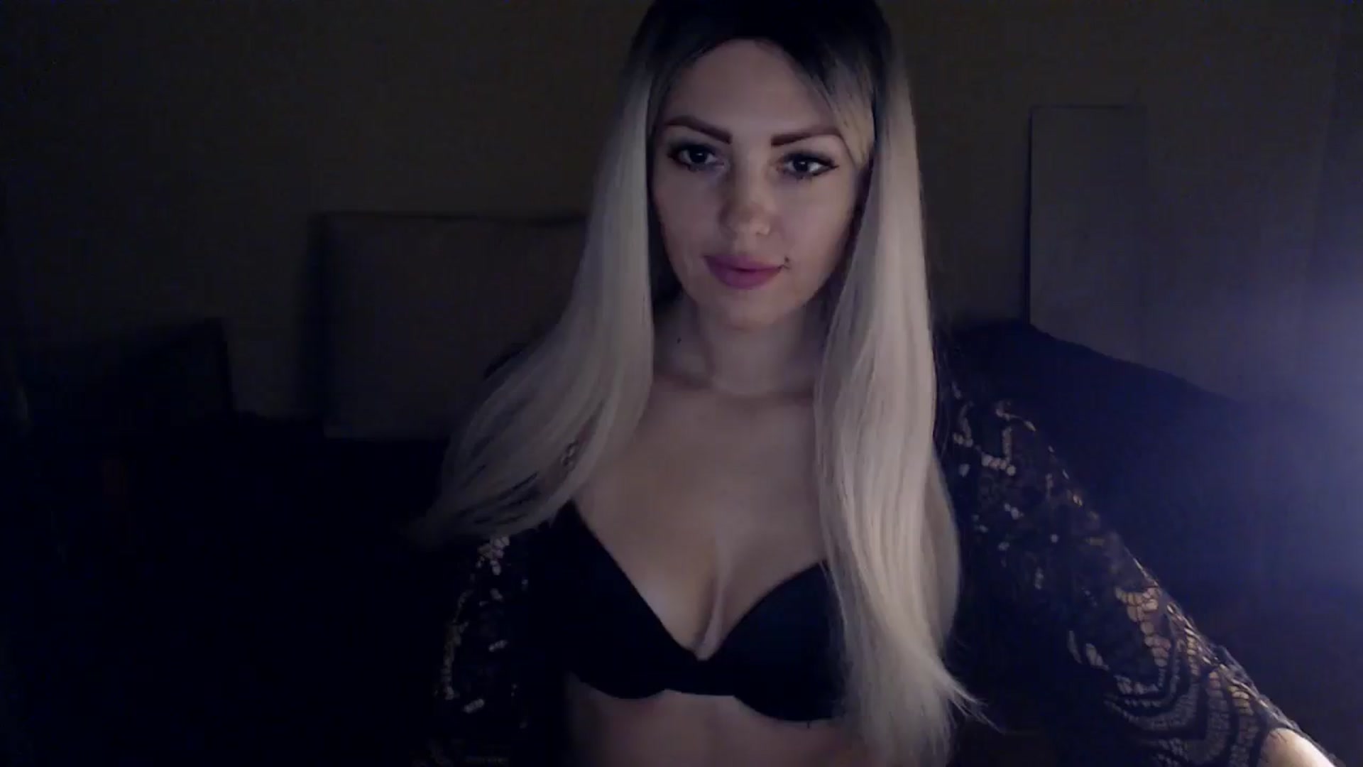 Gallery image thumbnail from Sabine8's myfreecams stream on, 01/07/2025, 15:45 image 4 of 20