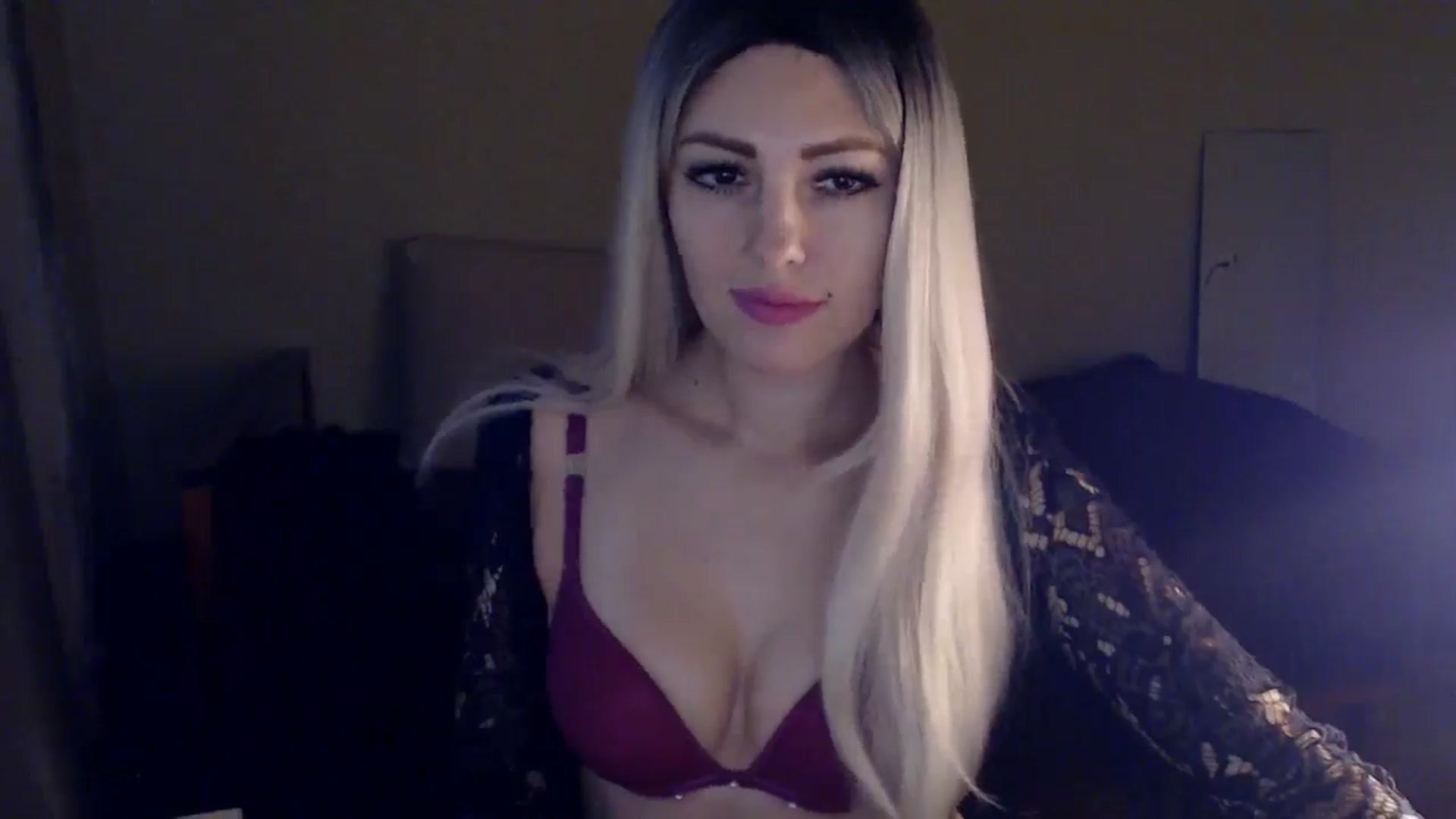 Gallery image thumbnail from Sabine8's myfreecams stream on, 01/29/2025, 13:29 image 3 of 20
