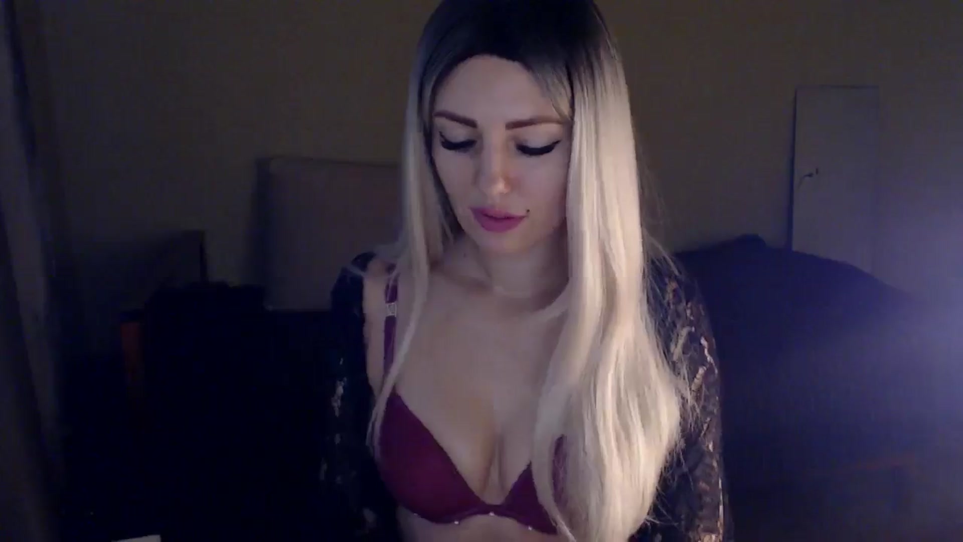Gallery image thumbnail from Sabine8's myfreecams stream on, 01/29/2025, 13:29 image 5 of 20