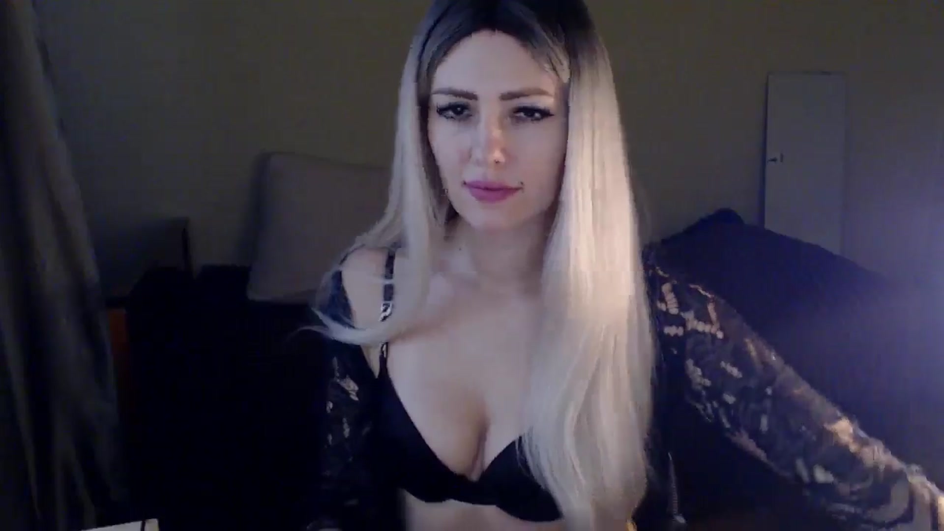 Gallery image thumbnail from Sabine8's myfreecams stream on, 01/30/2025, 11:29 image 18 of 20