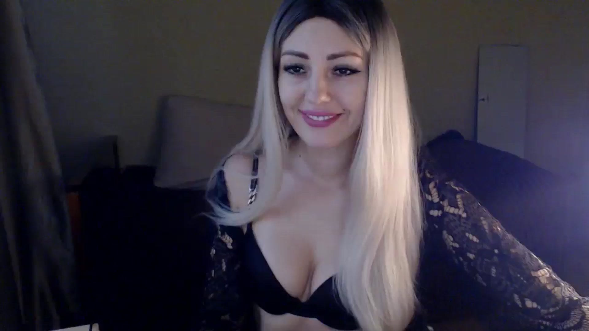 Gallery image thumbnail from Sabine8's myfreecams stream on, 01/30/2025, 11:29 image 19 of 20