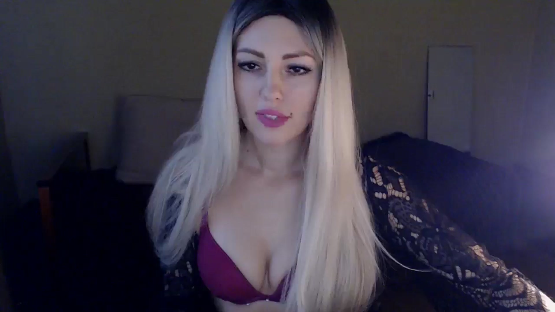 Gallery image thumbnail from Sabine8's myfreecams stream on, 02/05/2025, 13:32 image 19 of 20