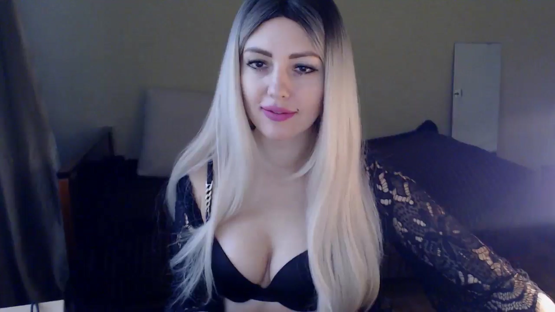 Gallery image thumbnail from Sabine8's myfreecams stream on, 02/06/2025, 10:58 image 8 of 20