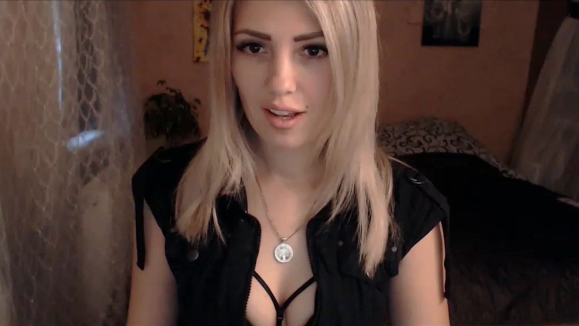 Gallery image thumbnail from SabineW's myfreecams stream on, 11/16/2022, 13:34 image 3 of 20