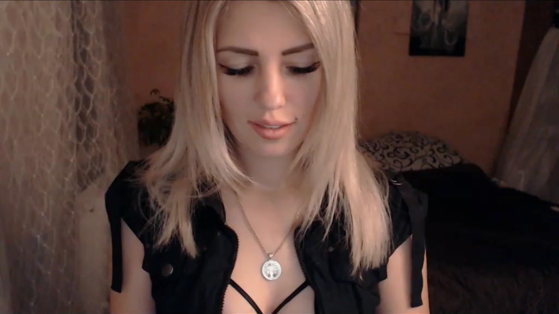 Gallery image thumbnail from SabineW's myfreecams stream on, 11/16/2022, 15:26 image 1 of 20