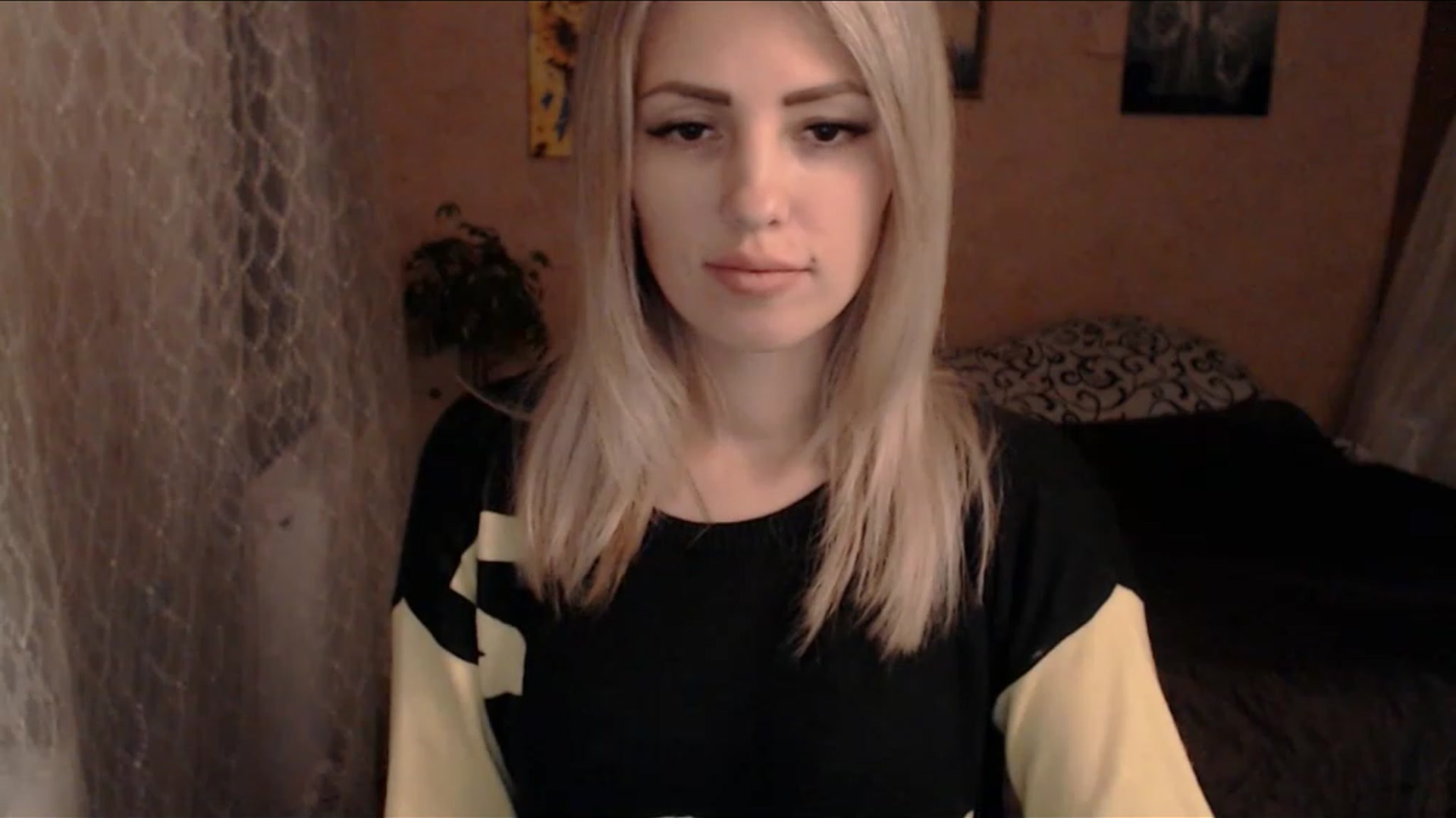 Gallery image thumbnail from SabineW's myfreecams stream on, 11/16/2022, 15:26 image 17 of 20