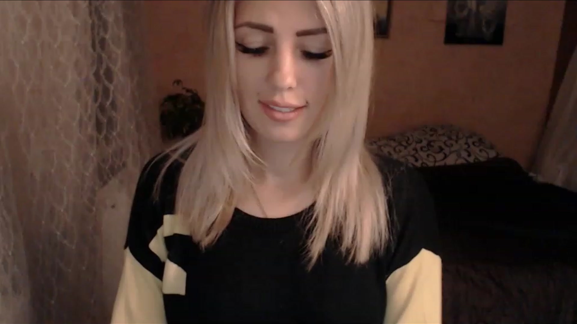 Gallery image thumbnail from SabineW's myfreecams stream on, 11/16/2022, 15:26 image 12 of 20