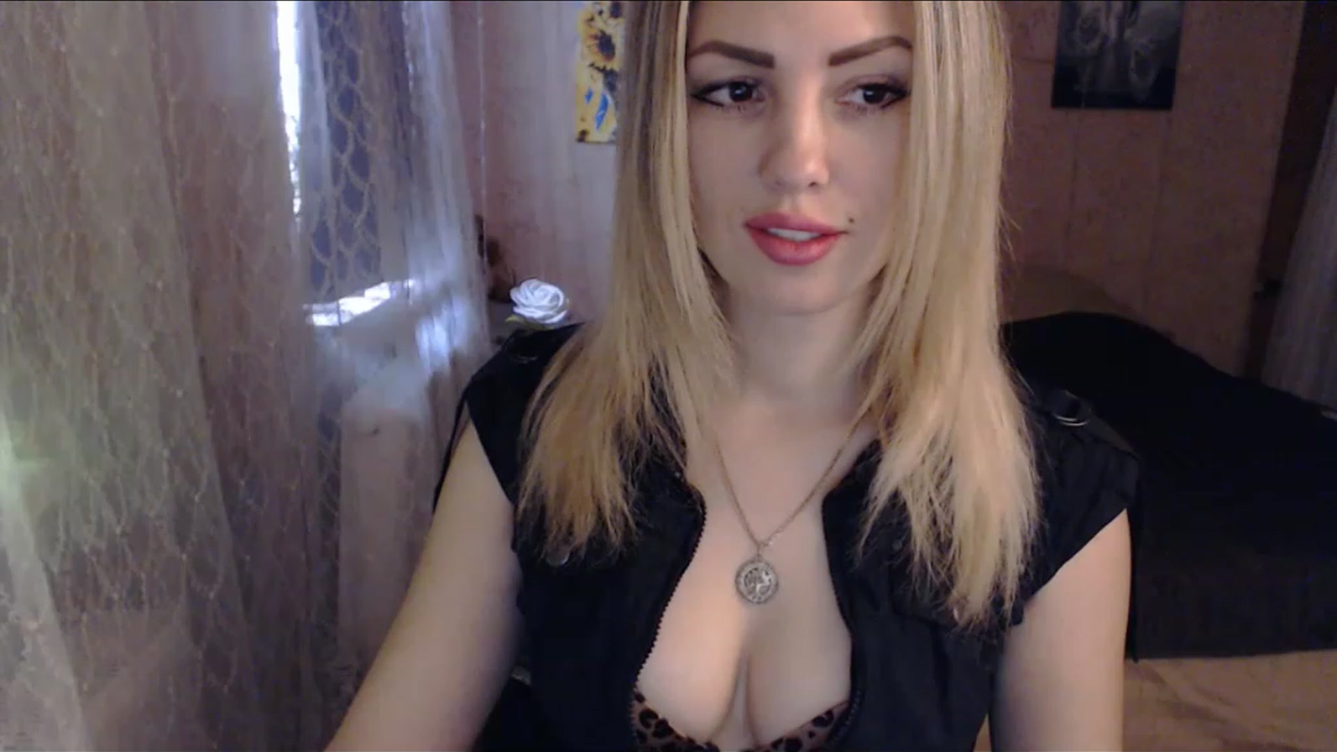 Gallery image thumbnail from SabineW's myfreecams stream on, 02/11/2023, 11:01 image 2 of 20
