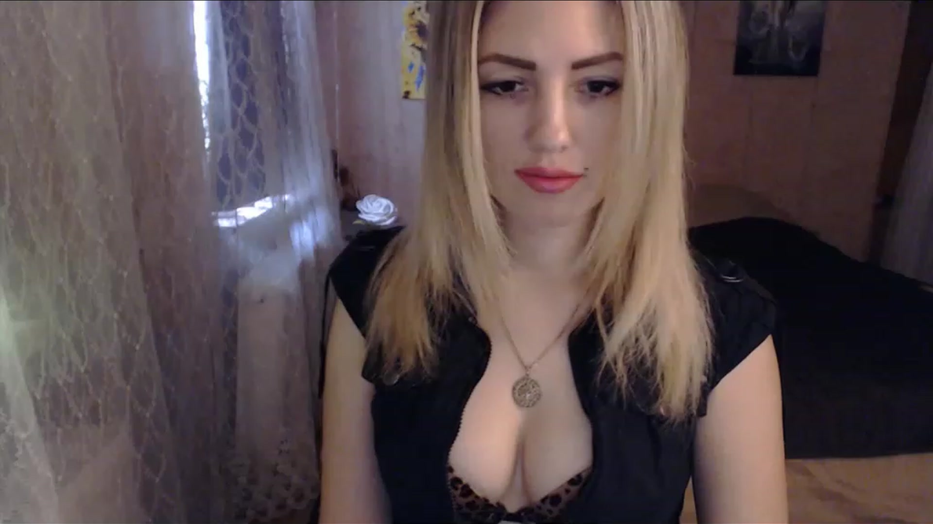 Gallery image thumbnail from SabineW's myfreecams stream on, 02/11/2023, 11:01 image 5 of 20