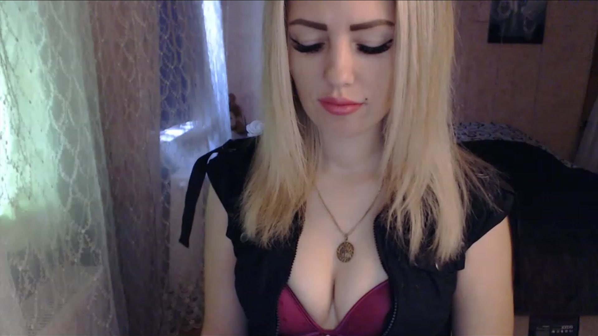 Gallery image thumbnail from SabineW's myfreecams stream on, 02/20/2023, 08:30 image 7 of 20