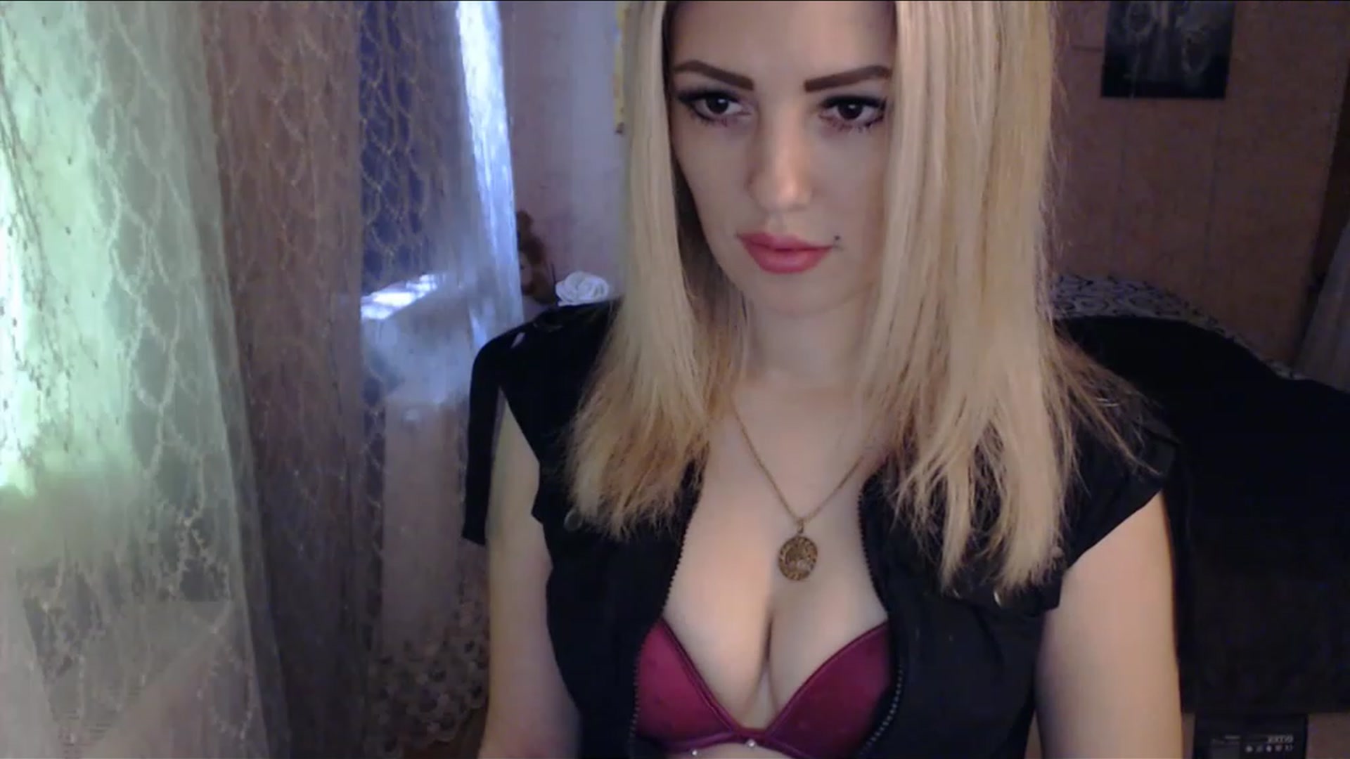 Gallery image thumbnail from SabineW's myfreecams stream on, 02/20/2023, 08:30 image 5 of 20
