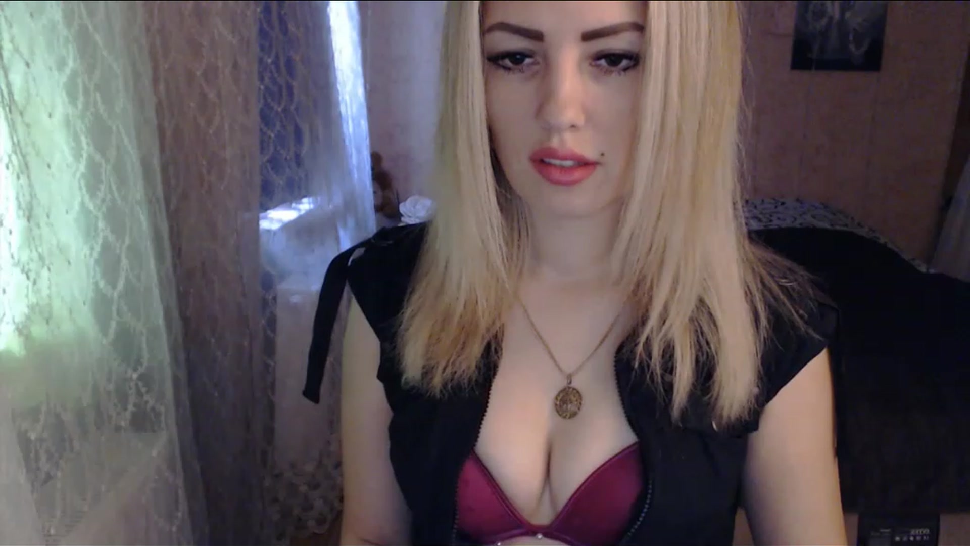 Gallery image thumbnail from SabineW's myfreecams stream on, 02/20/2023, 08:30 image 8 of 20