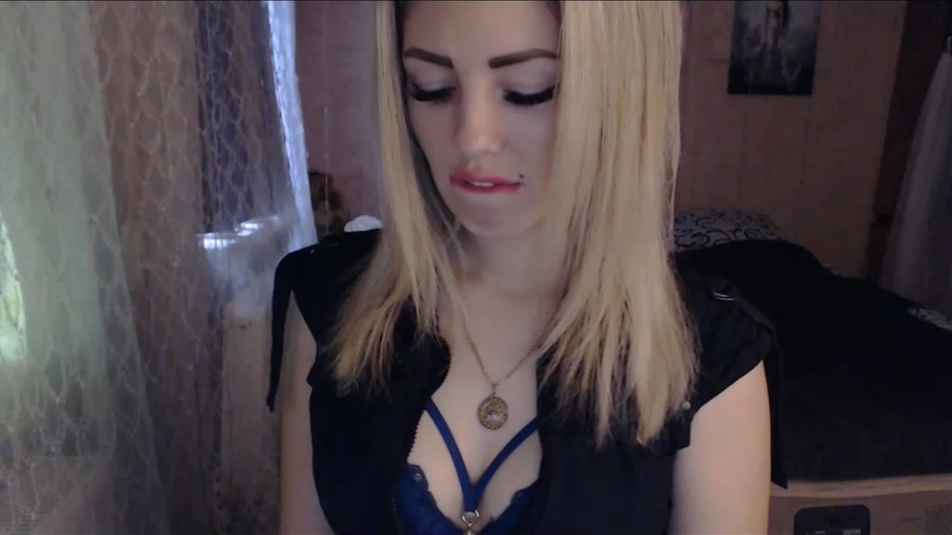 Gallery image thumbnail from SabineW's myfreecams stream on, 02/25/2023, 12:29 image 11 of 20