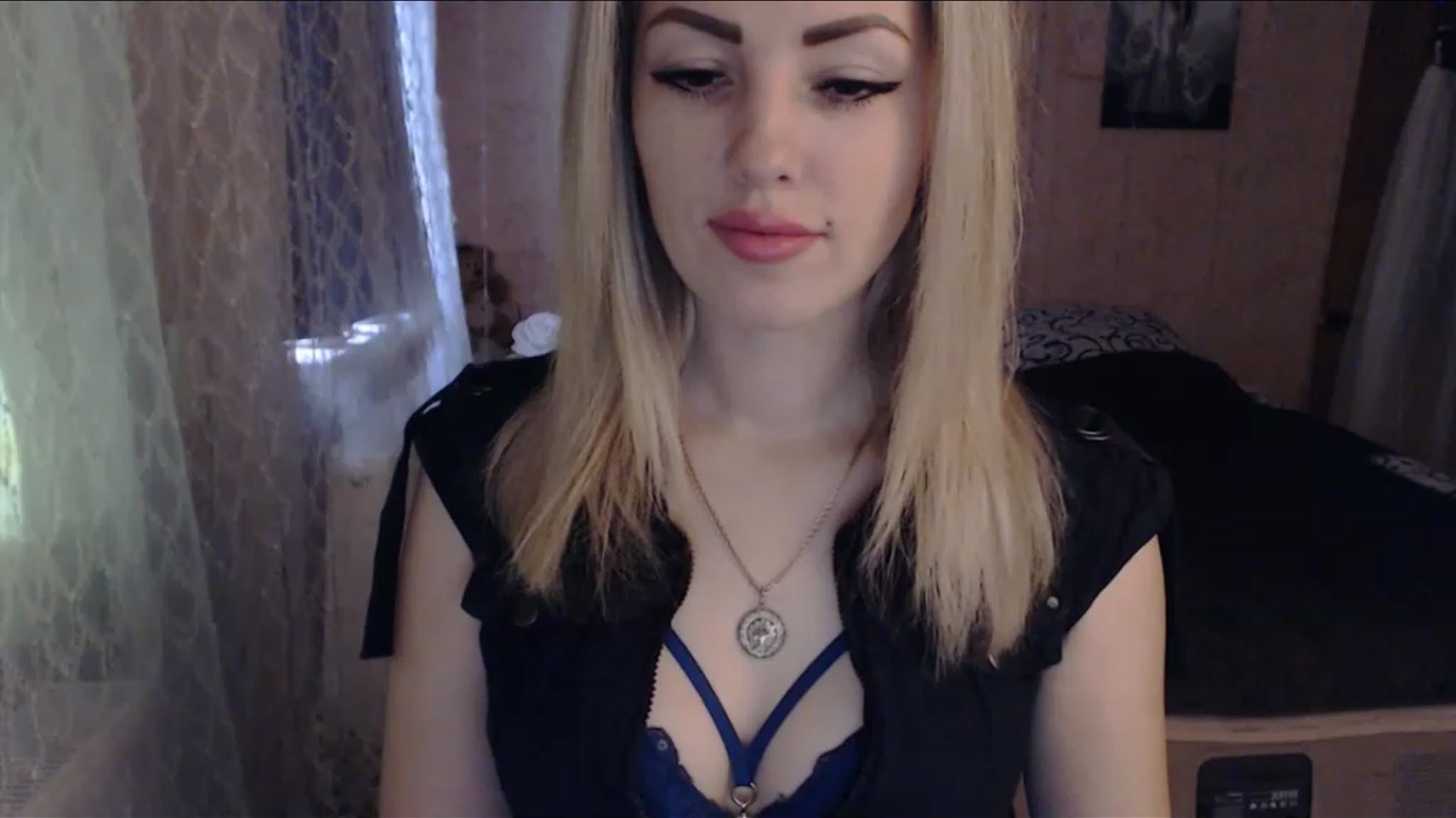 Gallery image thumbnail from SabineW's myfreecams stream on, 02/25/2023, 12:29 image 14 of 20