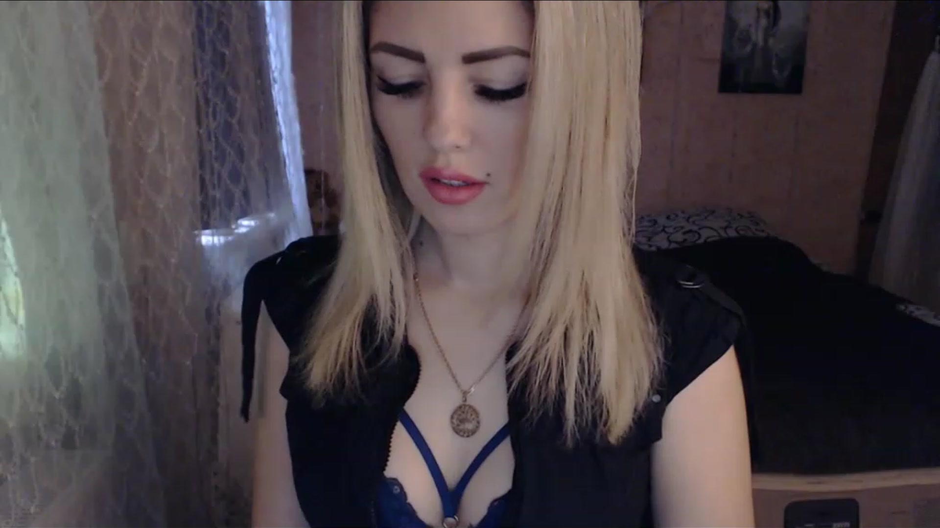 Gallery image thumbnail from SabineW's myfreecams stream on, 02/25/2023, 12:29 image 9 of 20
