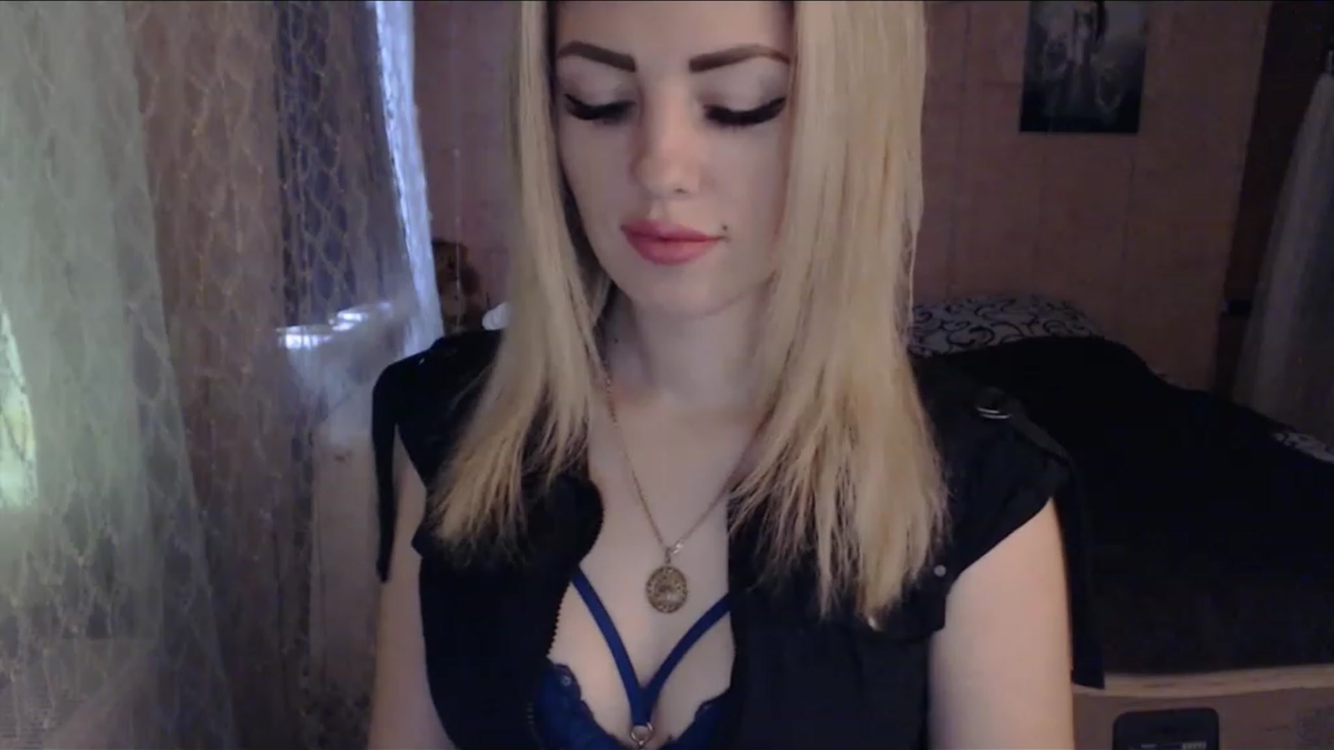 Gallery image thumbnail from SabineW's myfreecams stream on, 02/25/2023, 12:29 image 7 of 20