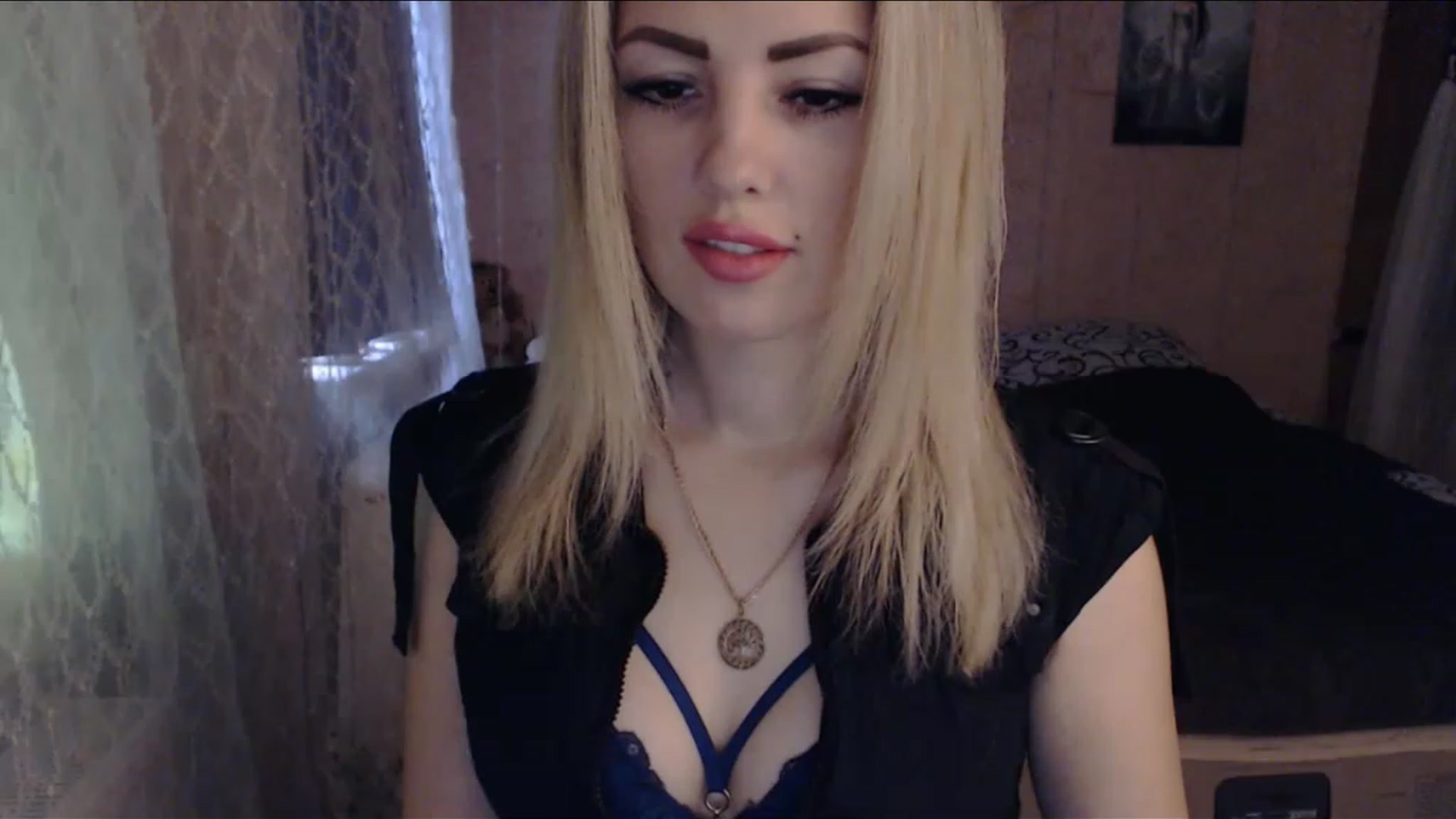 Gallery image thumbnail from SabineW's myfreecams stream on, 02/25/2023, 12:29 image 8 of 20